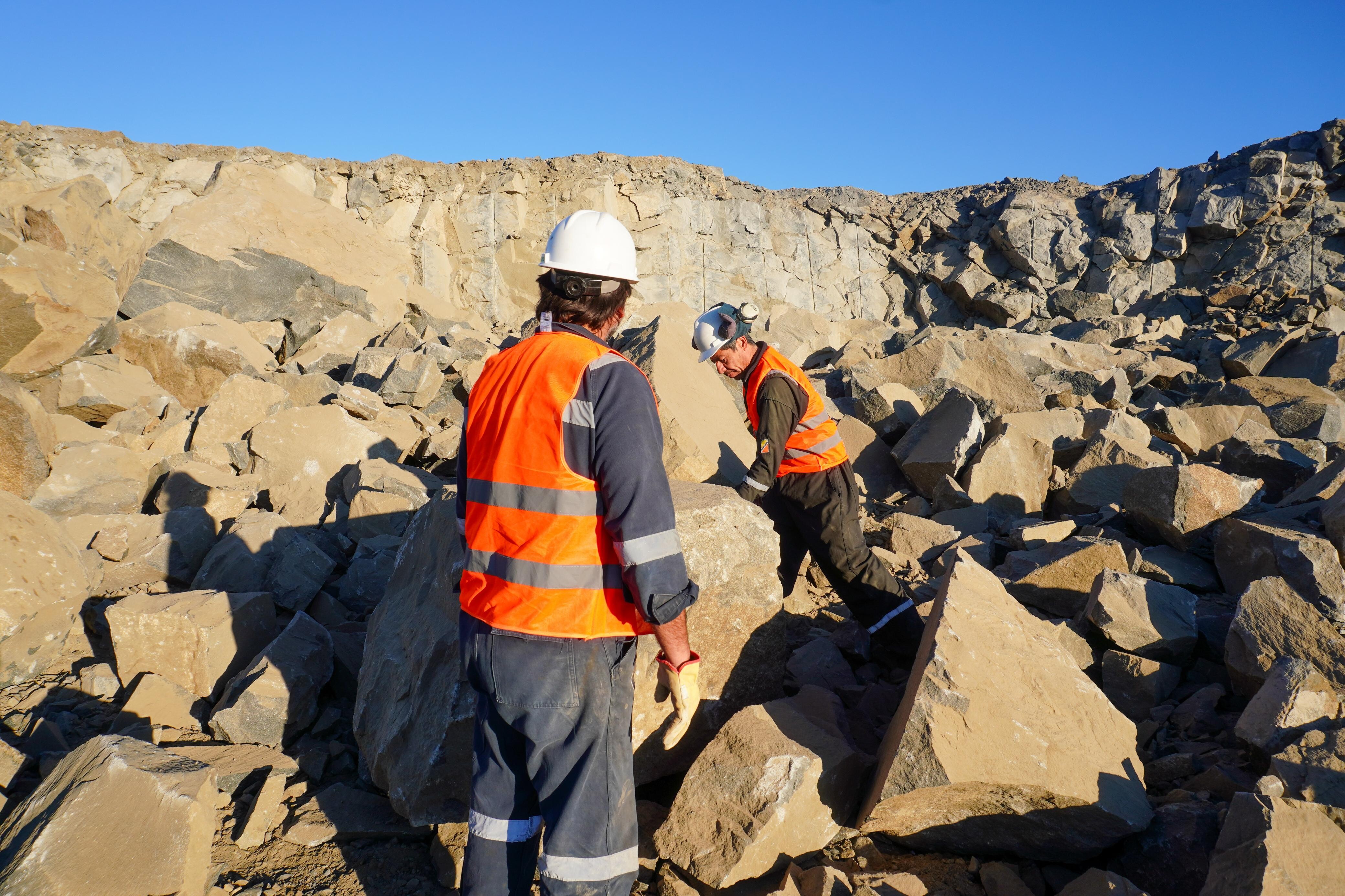 Provincia avanza con una obra clave que incluye la protección del Cerro Chenque en Comodoro Rivadavia