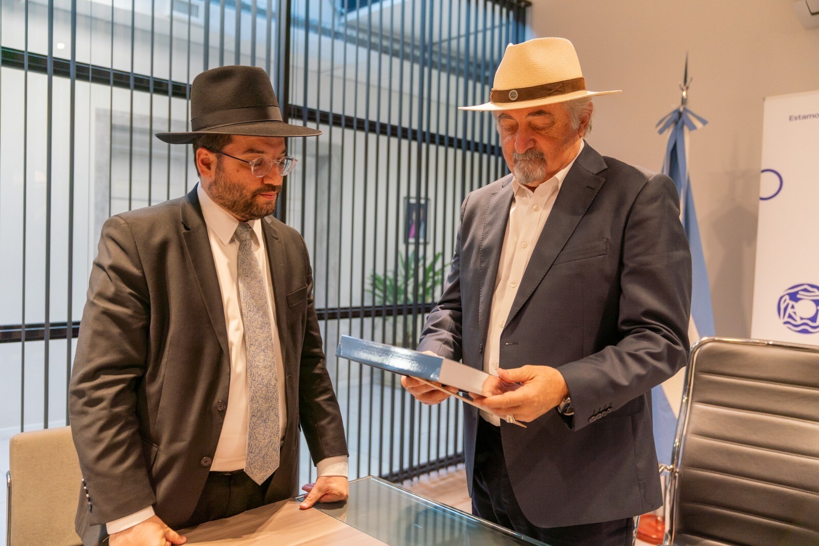 Macharashvili recibió al Gran Rabino Eliahu Hamra para profundizar la agenda de trabajo conjunta de la AMIA