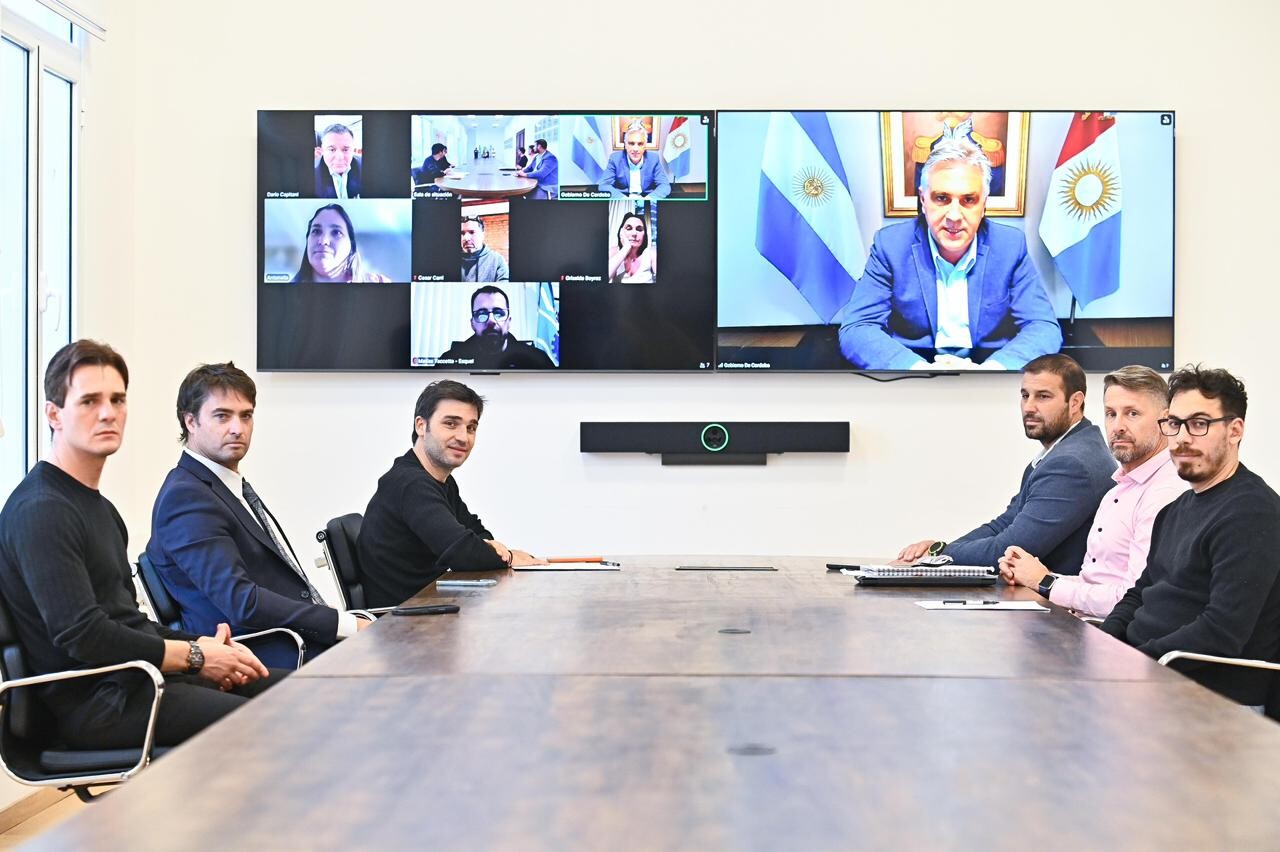 Chubut amplía su conectividad área con vuelos directos entre Esquel y Córdoba