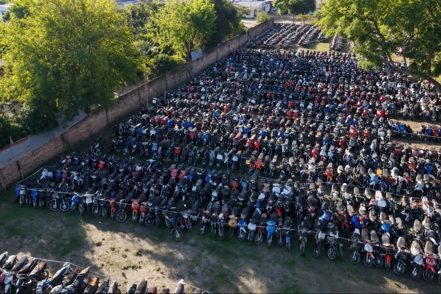 Corrupción o impericia: Un hombre con documentos falsos habría retirado motocicletas secuestradas de la Municipalidad de Corrientes