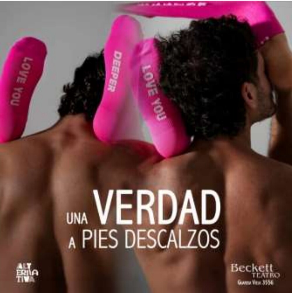 Entrevista a Juan Cantafio, director de la obra «Una verdad a pies descalzos»