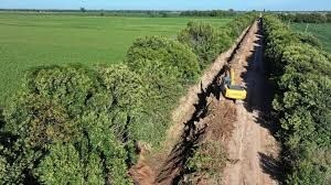 Importante inversión para la Limpieza de Canales en el Norte Provincial
