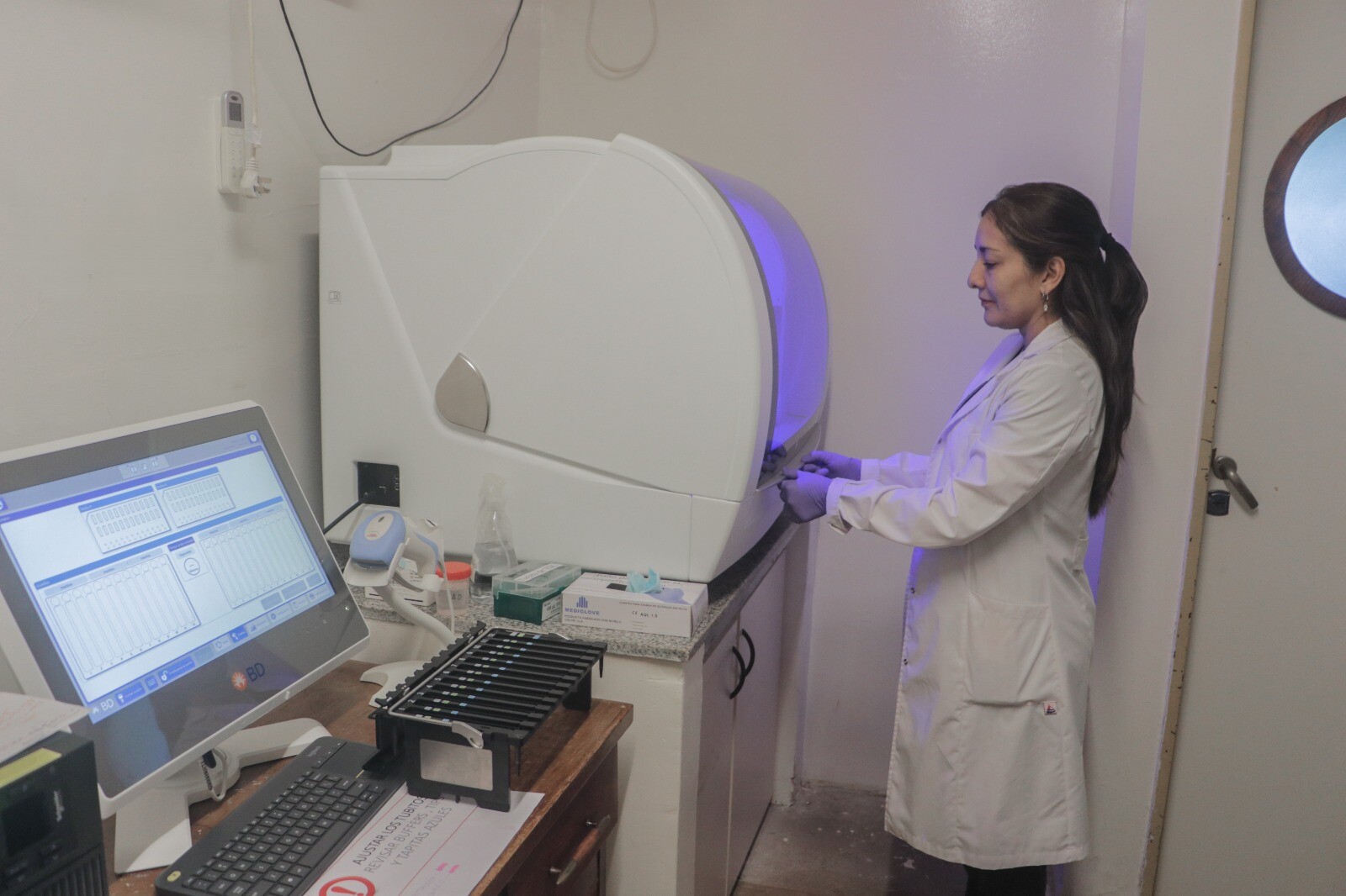 El laboratorio más importante del NEA está en Misiones y ahora puede detectar tuberculosis y virus respiratorios en menos de dos horas