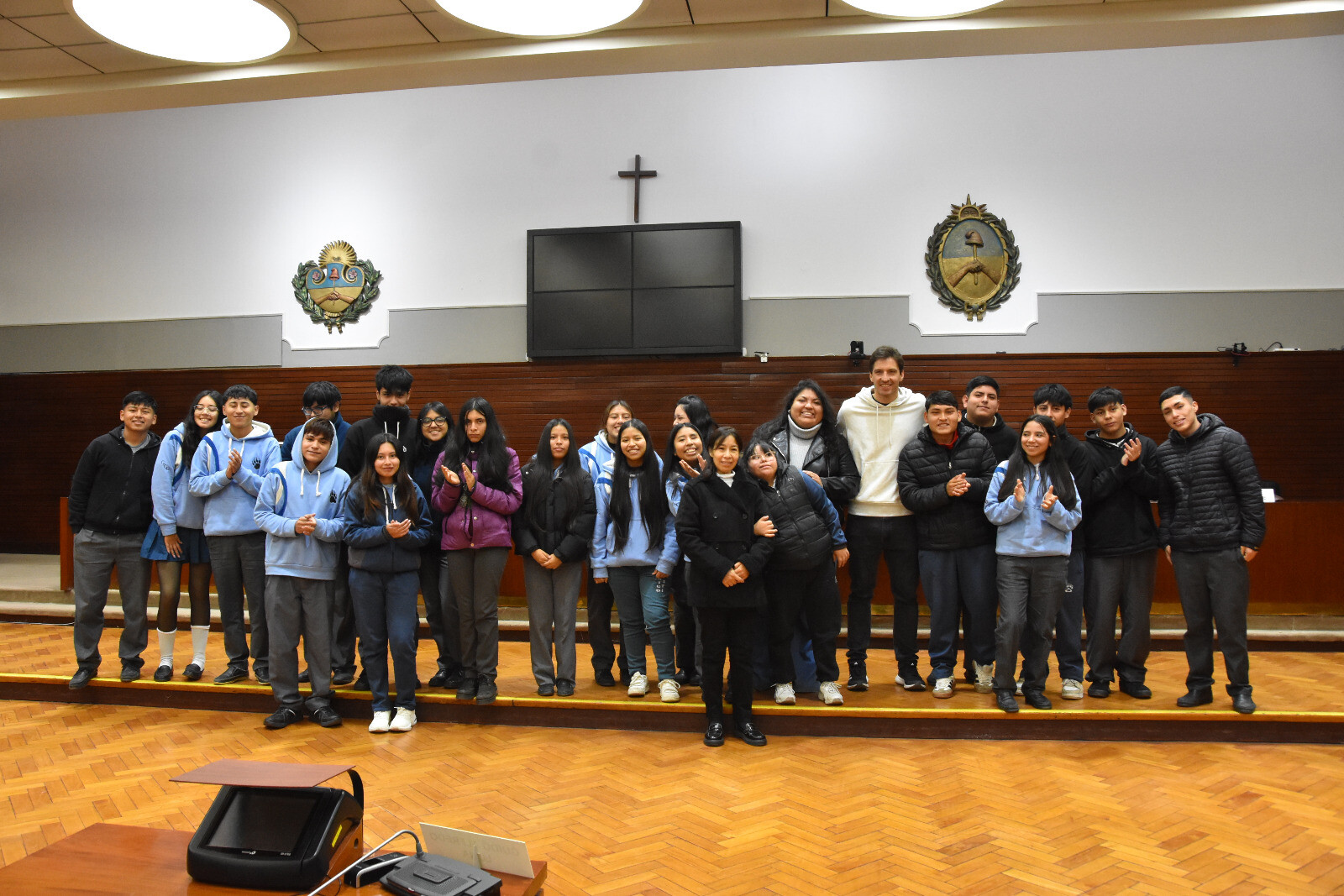 Estudiantes del Colegio Canónigo Gorriti participaron del programa Legislatura Joven en la Legislatura de Jujuy
