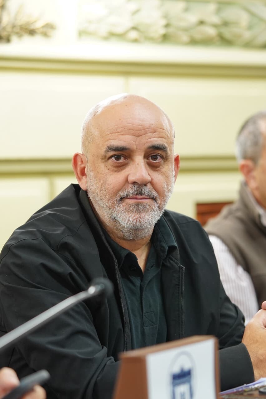 Energía renovable: Palo Oliver insiste con su propuesta de crear un Fondo de Financiamiento para Prosumidores Residenciales