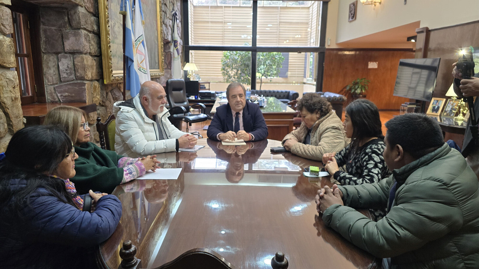 El vicegobernador Alberto Bernis recibió a autoridades de APOC
