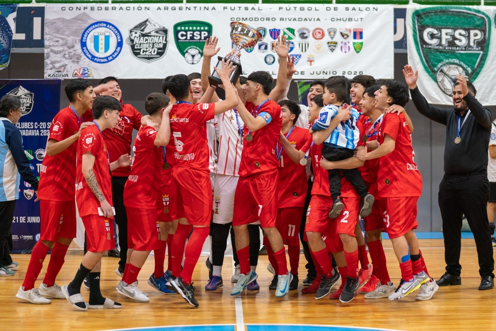 Con un marco histórico de público, Comodoro se coronó campeón del Nacional de Futsal C20