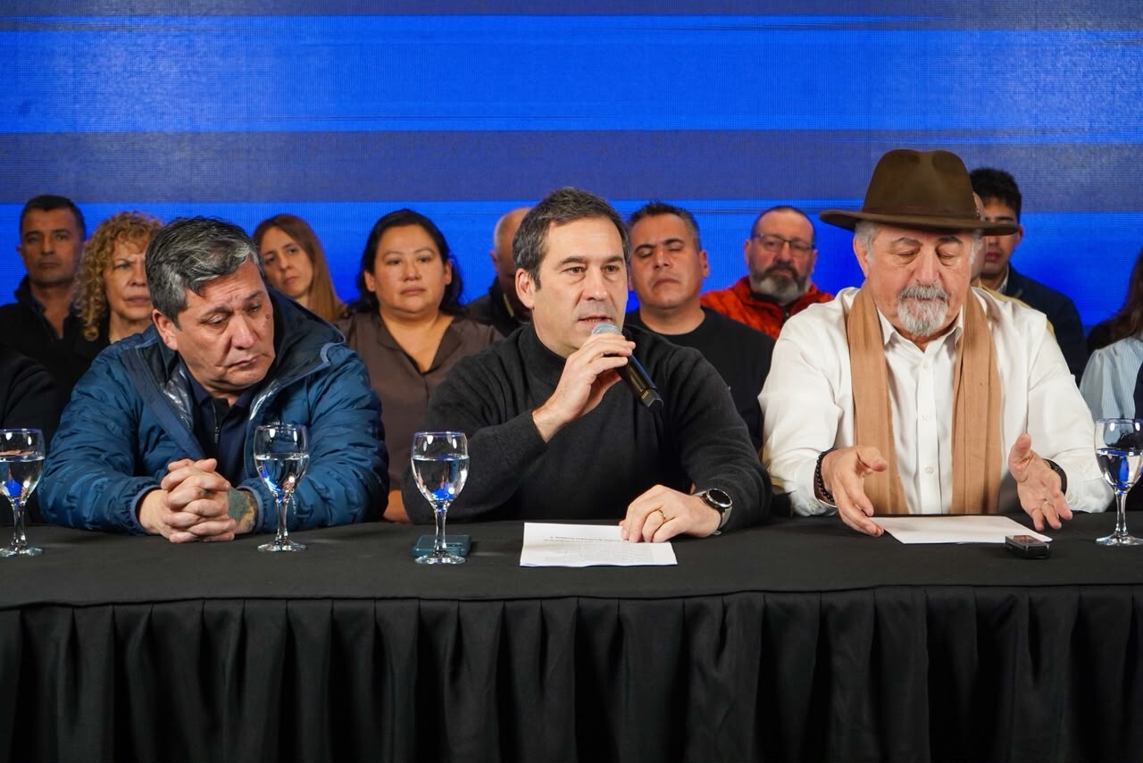 Luque: «Los bienes de YPF son fruto del esfuerzo de generaciones de comodorenses».