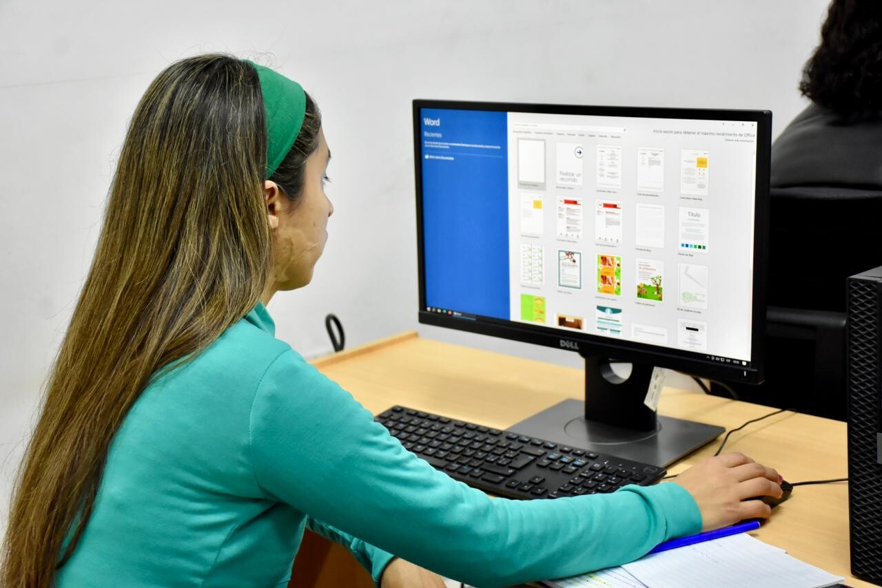 Trelew: el Municipio capacitó en herramientas informáticas para fortalecer la inserción laboral