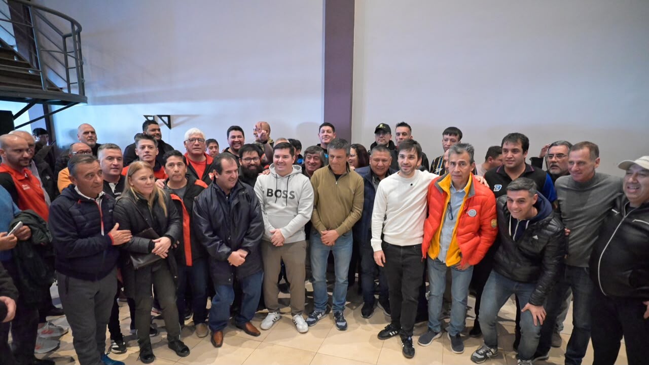 Torres garantizó que los bienes de YPF serán para los clubes e instituciones de Comodoro, sin intermediarios
