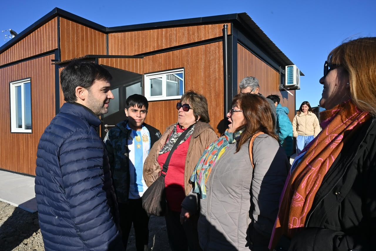 Con las primeras entregas previstas para este mes, Provincia proyecta otras 50 viviendas para familias damnificadas por el cerro Hermitte