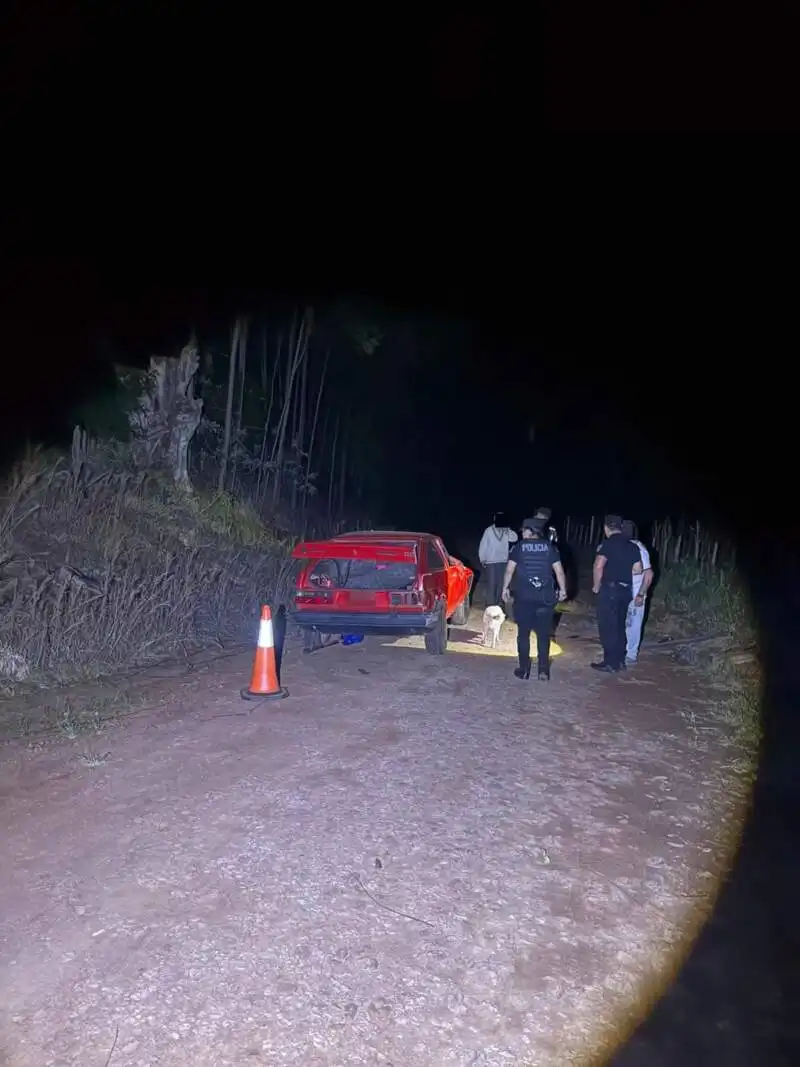 Despiste fatal en Dos Arroyos: una mujer falleció y una niña permanece internada