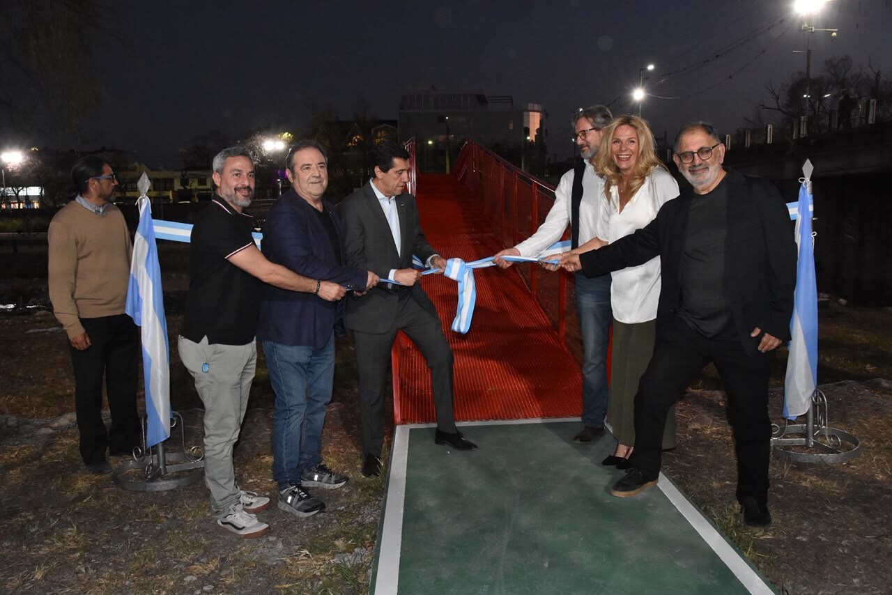 El vicegobernador participó de la inauguración de pasarelas peatonales en el Parque Lineal Xibi Xibi