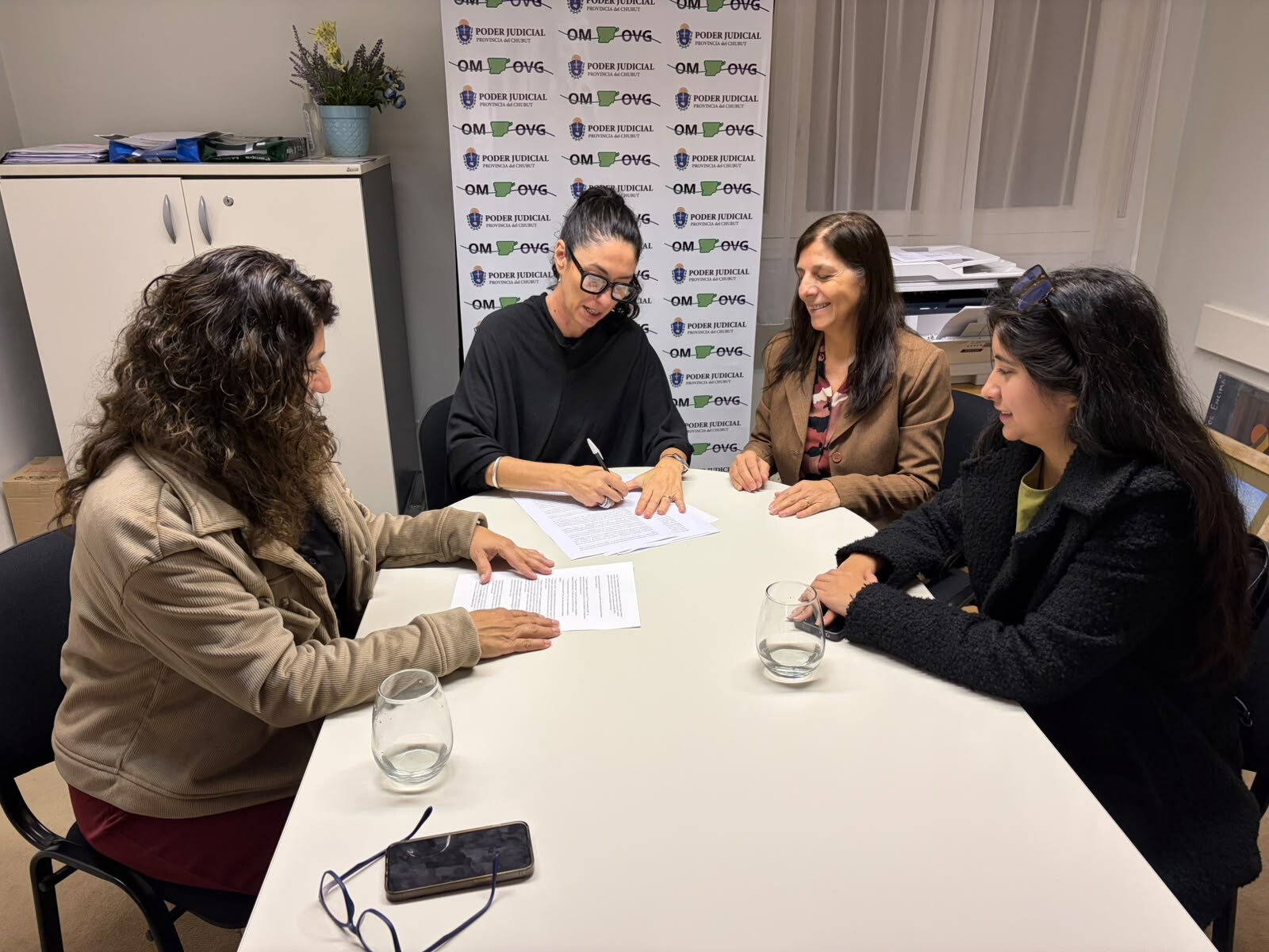 Rawson y el Superior Tribunal de Justicia articulan acciones para acompañar a mujeres en contexto de encierro Rawson y el Superior Tribunal de Justicia articulan acciones para acompañar a mujeres en contexto de encierro