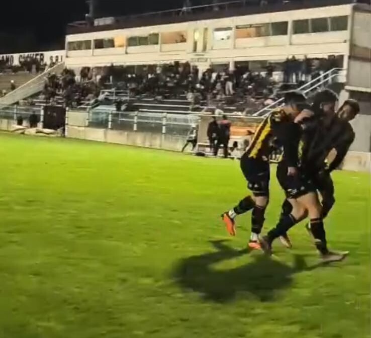 Santamarina volvió a ganar y mantiene encendida la esperanza