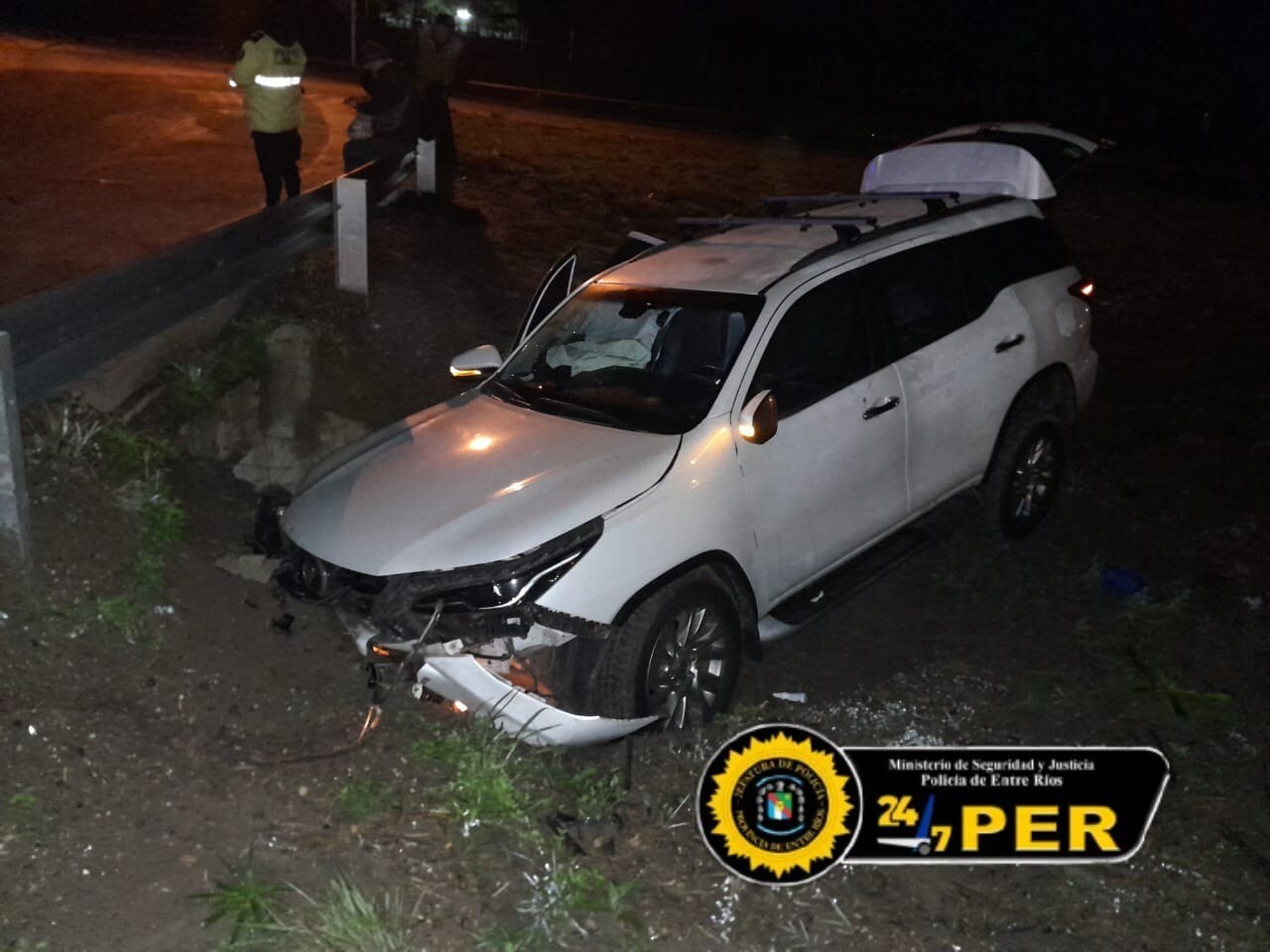 Despistó una camioneta en la Autovía 14 y hubo varios heridos