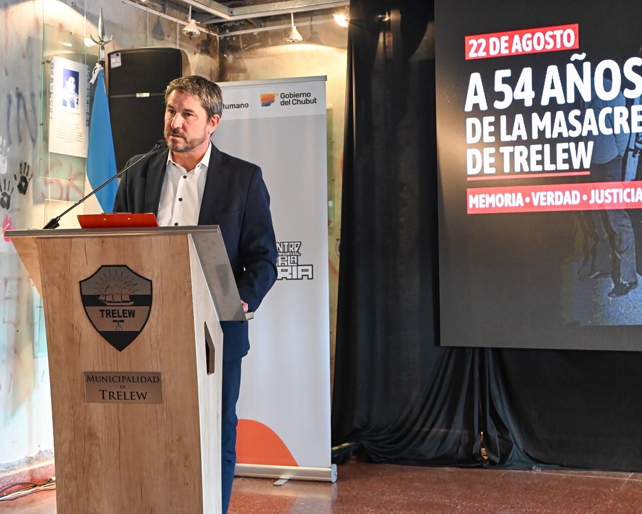 La Municipalidad de Trelew y la APDH firmaron convenio para fortalecer las políticas de Derechos Humanos La Municipalidad de Trelew y la APDH firmaron convenio para fortalecer las políticas de Derechos Humanos