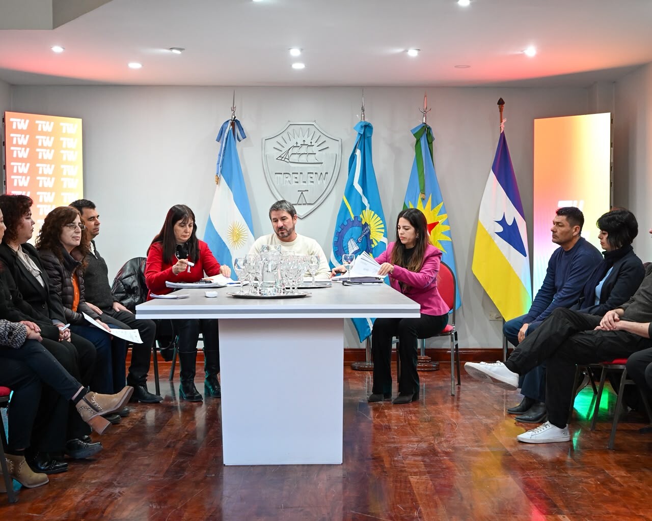 La Municipalidad de Trelew inicia el relevamiento para la Tarjeta de Cuidado Integral para personas mayores La Municipalidad de Trelew inicia el relevamiento para la Tarjeta de Cuidado Integral para personas mayores