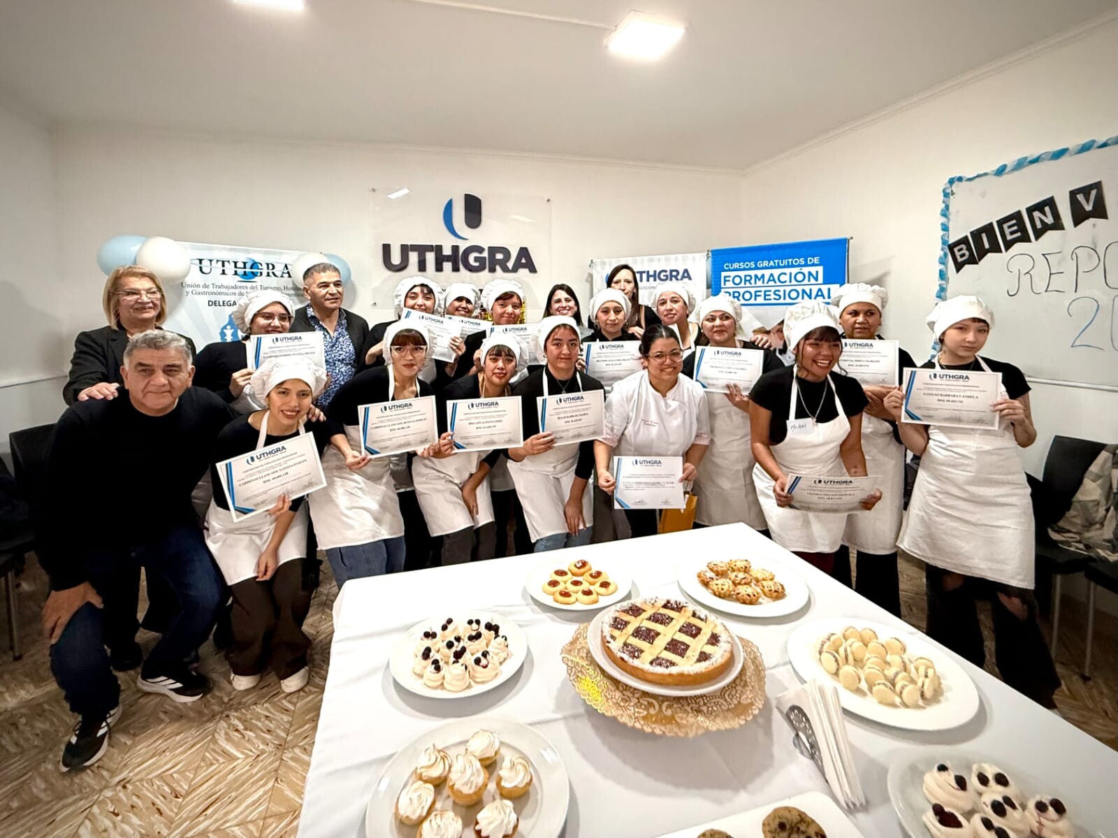 Provincia y UTHGRA finalizaron una capacitación gastronómica con salida laboral Provincia y UTHGRA finalizaron una capacitación gastronómica con salida laboral