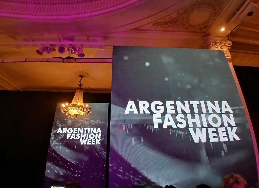 La Fashion Week reunió a figuras de la moda en el Palacio San Miguel