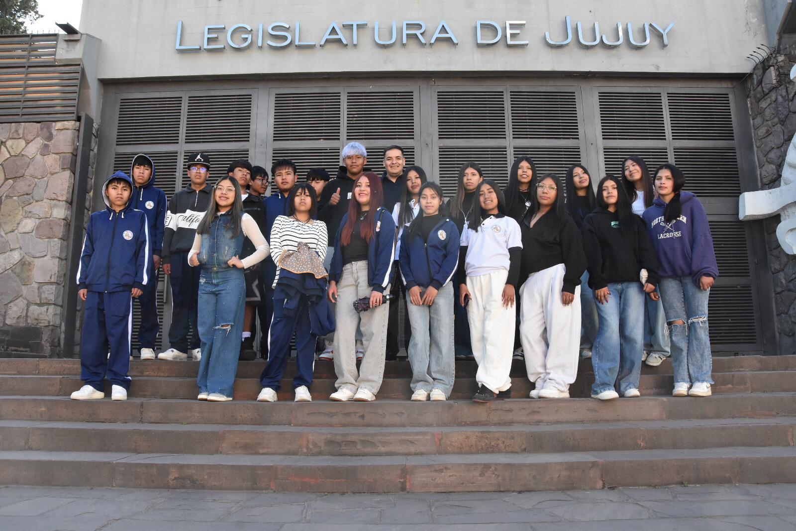 Alumnos de Abra Pampa visitaron la Legislatura en el marco de un proyecto educativo y la FNE 2026