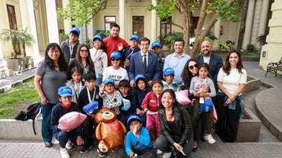 Estudiantes de Quirquincho visitaron San Salvador y fueron recibidos por el gobernador