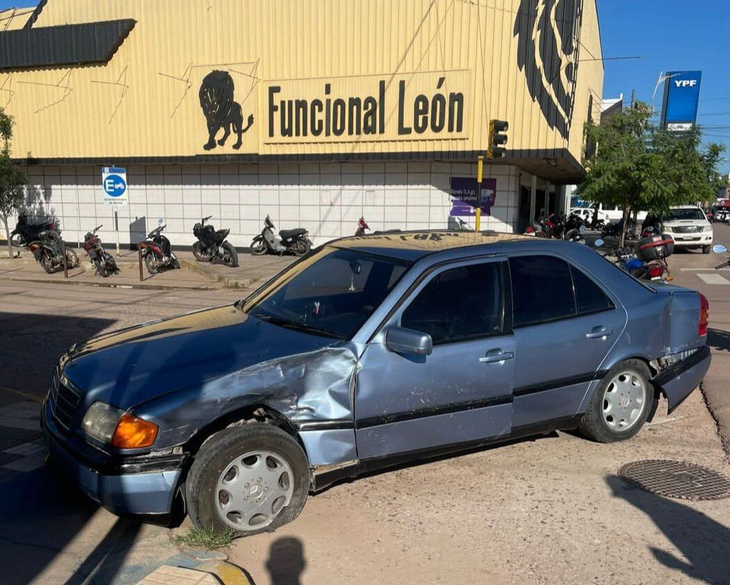 CHARATA: ACCIDENTE DE TRANSITO EN PLENO CENTRO