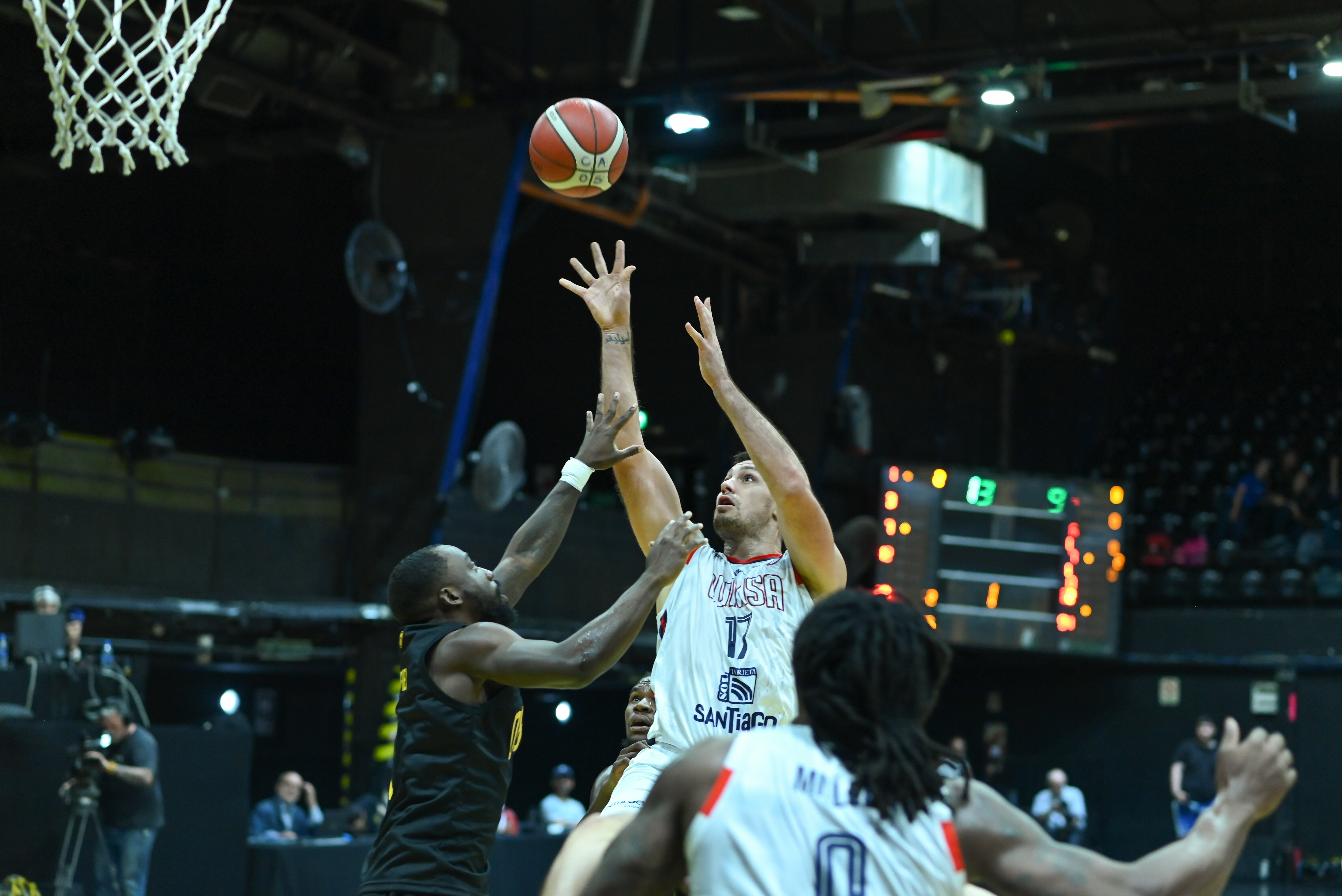 Z5F_0245.jpg NO PUDO: QUIMSA CERRÓ SU GIRA CON UNA DERROTA ANTE OBRAS