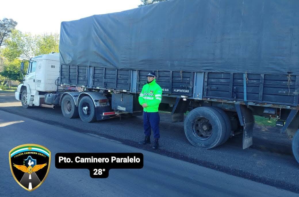 CHACO: CAMINERA INTERCEPTÓ UN CAMIÓN CON PEDIDO, INTERVINO CARGA FORESTAL Y ATRAPÓ A JOVEN CON DROGA