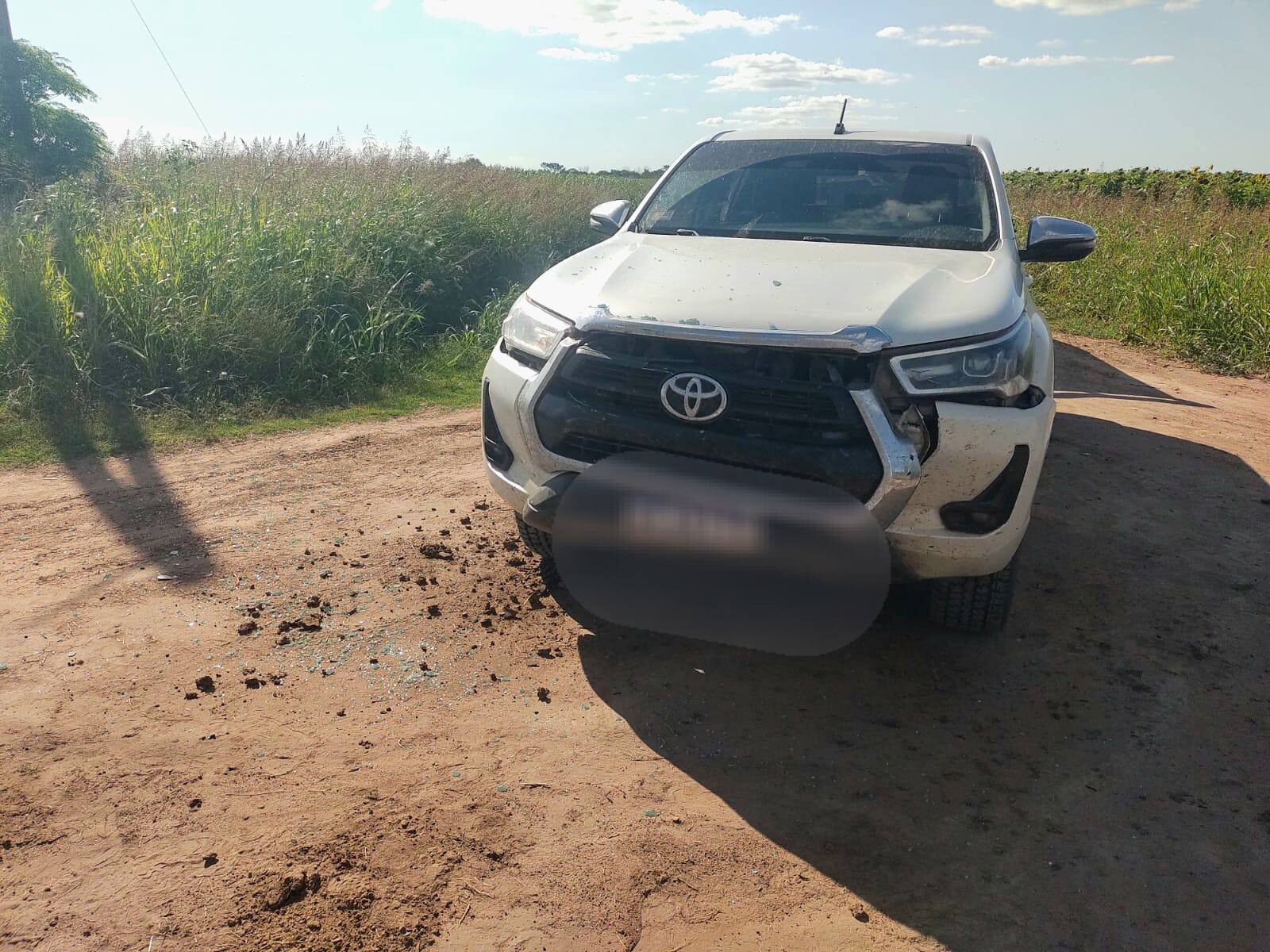 CORZUELA: ACCIDENTE DE TRÁNSITO ENTRE UN AUTOMÓVIL Y UNA CAMIONETA, EN CAMINO VECINAL