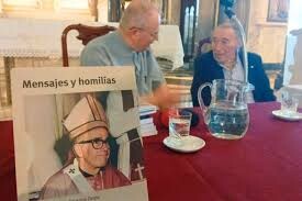 Se presentó en Bs As el Libro «Mensajes y Homilías» de Monseñor  Zazpe