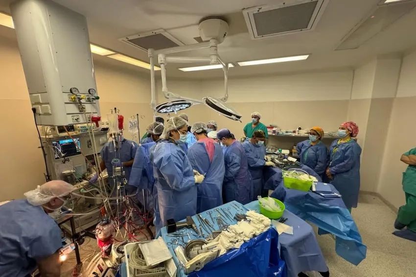 ZZ.jpg RESISTENCIA: EL HOSPITAL PEDIÁTRICO REALIZÓ LA PRIMERA DONACIÓN MULTIORGÁNICA PEDIÁTRICA Y PRIMERA EN LATINOAMÉRICA