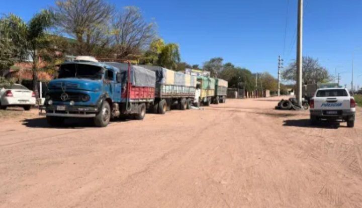 PAMPA DEL INFIERNO: ACCIDENTE FATAL EN UNA GOMERIA, UN CAMIÓN SE QUEDO SIN FRENOS Y ATROPELLÓ A UN TRABAJADOR