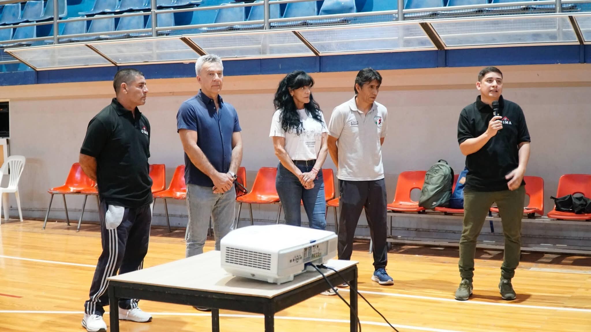 CHARATA: CAPACITACIÓN EN PSICOLOGÍA DEPORTIVA