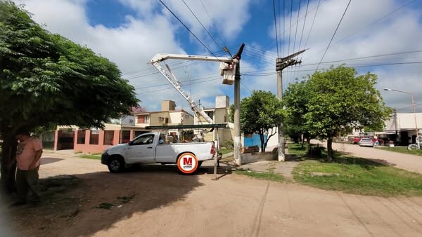 LAS BREÑAS: ️RECAMBIO DE LUMINARIAS EN BARRIO SUR