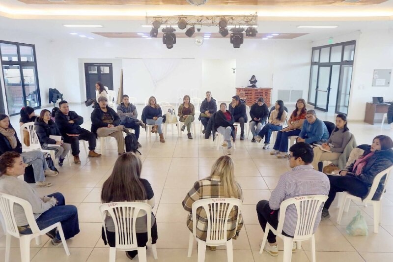 CONTINÚA EL CICLO «DE LA IDEA AL NEGOCIO» PARA IMPULSAR A EMPRENDEDORES Y EMPRENDEDORAS DE USHUAIA CONTINÚA EL CICLO «DE LA IDEA AL NEGOCIO» PARA IMPULSAR A EMPRENDEDORES Y EMPRENDEDORAS DE USHUAIA