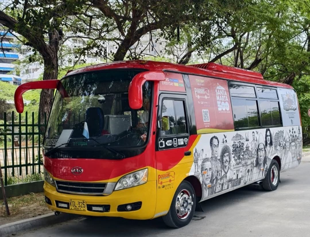 Panoramic Bus: la historia de Santa Marta , sobre ruedas