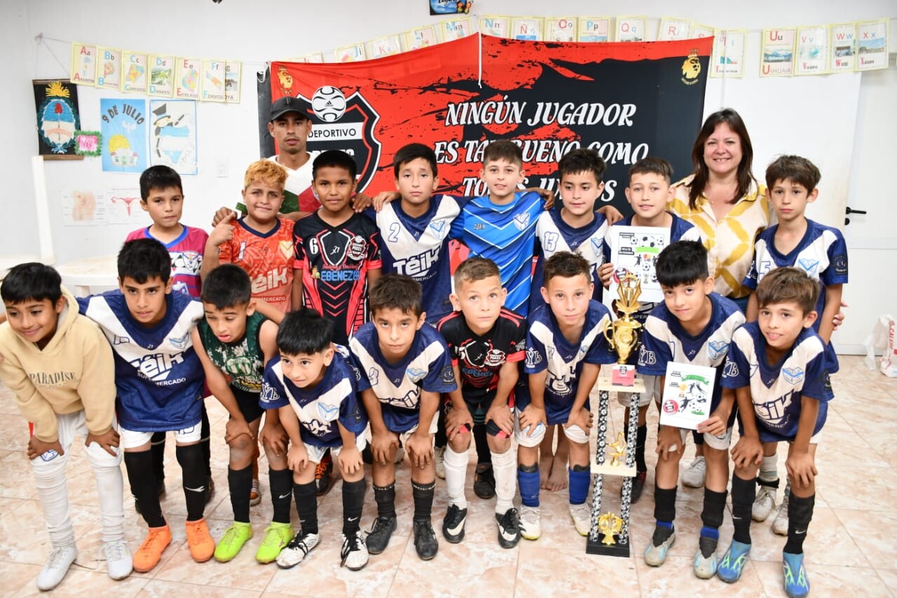TORNEO DE FÚTBOL INFANTIL DEPORTIVO LOS PEKES