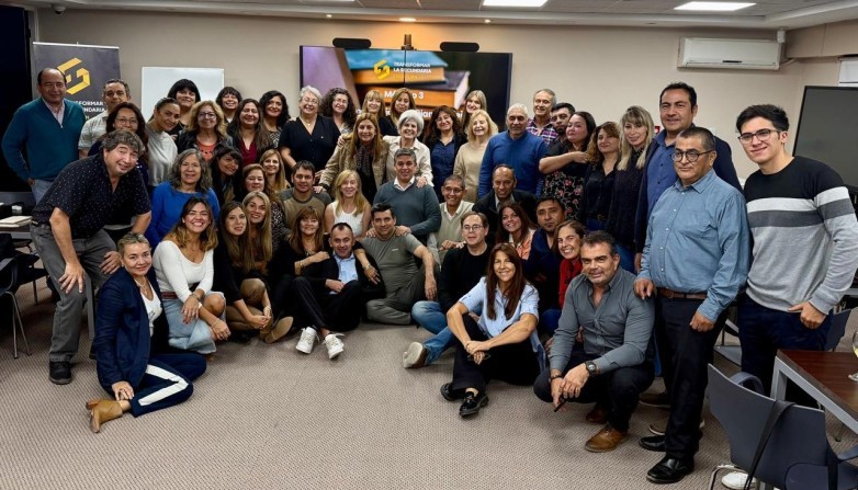 El Ministerio de Educación, la Fundación Banco San Juan y el Grupo Petersen avanzan en el trayecto formativo del programa «Transformar la Secundaria»