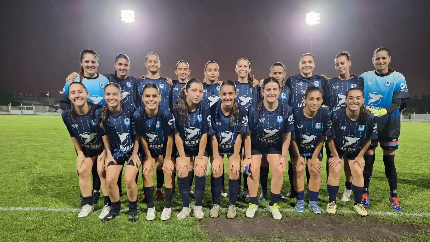 La selección femenina sumó puntos y goles para el futuro