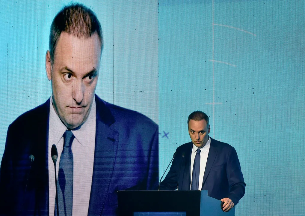 aaadddd.jpg Ordenan levantar el secreto bancario y fiscal de Adorni y su esposa
