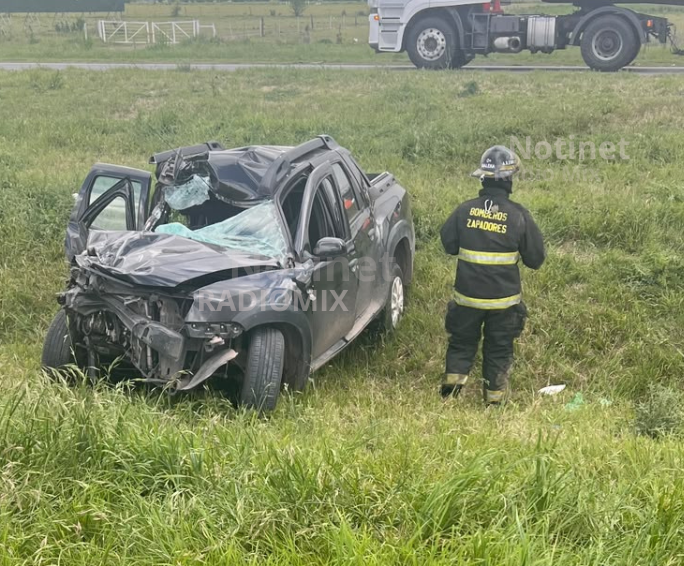 acc.png Trágico accidente en el cruce de la Autopista Rosario-Córdoba y la AO12: una mujer fallecid