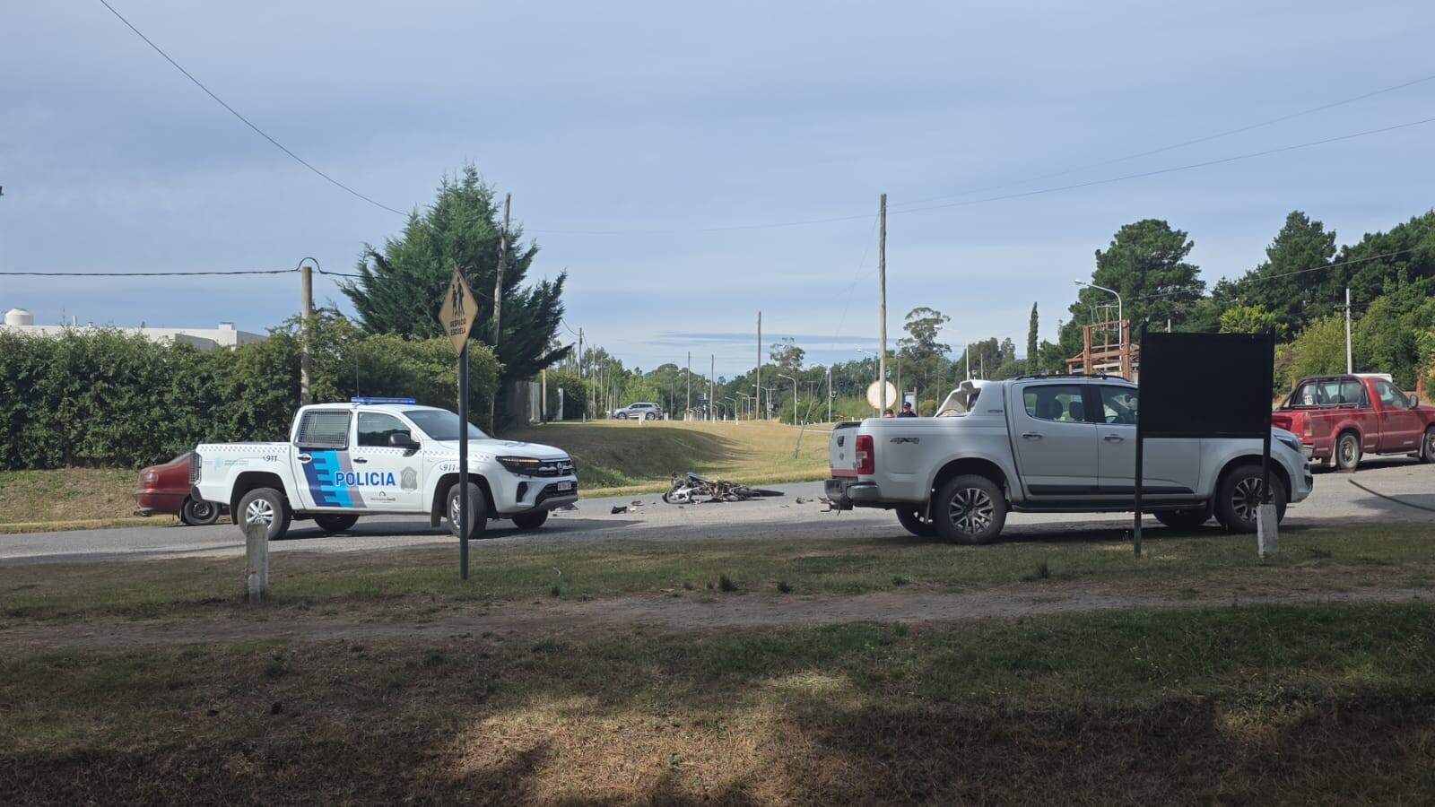 Choque entre una moto y una camioneta dejó un herido en San Gabriel y Manocchi