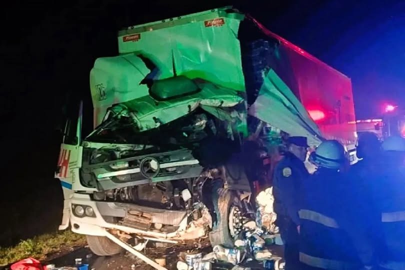 Choque fatal en la Ruta 14: murió un camionero cerca de Gualeguaychú.