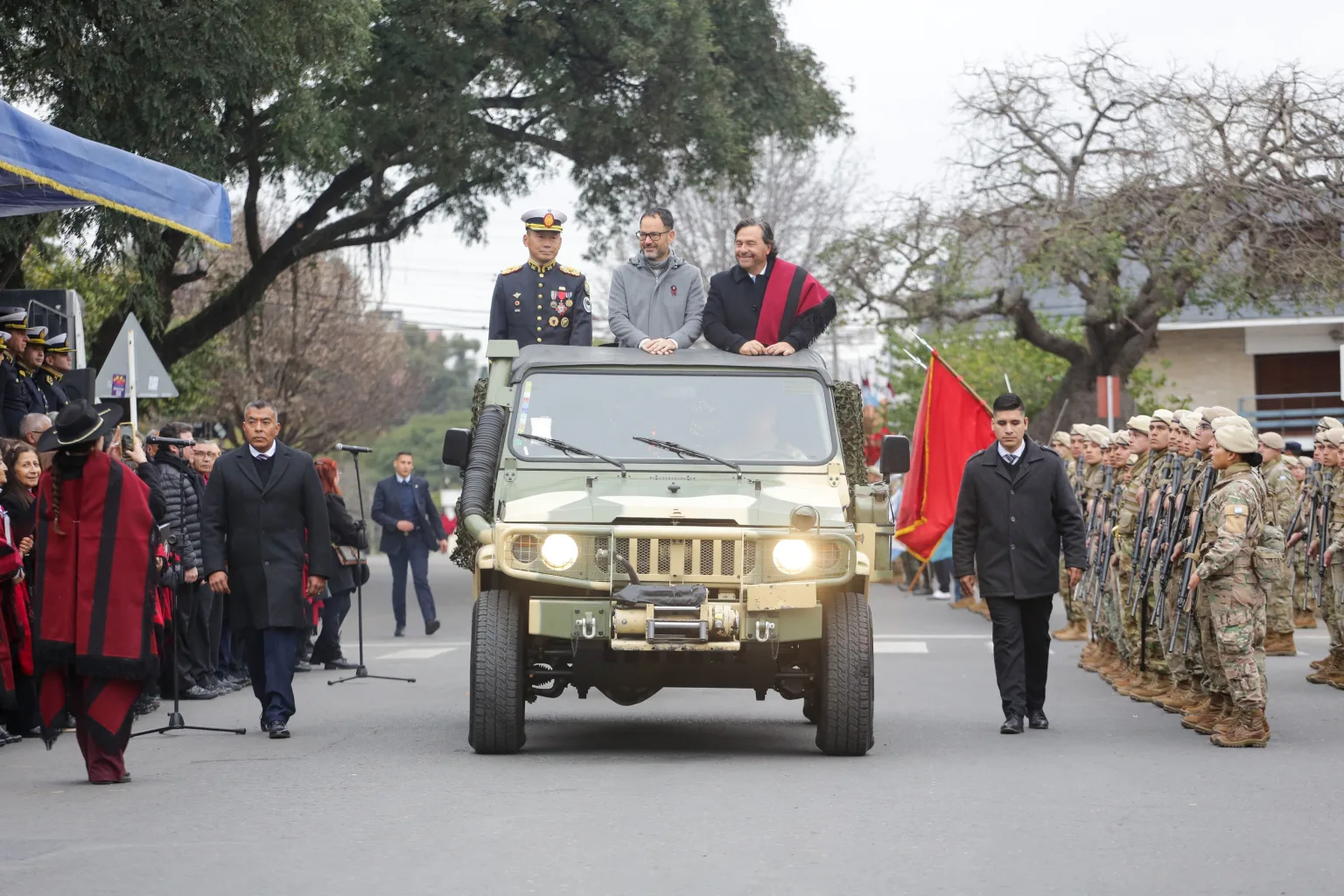 acto-y-desfile-aniversario-guemes-5-1536x1024.webp
