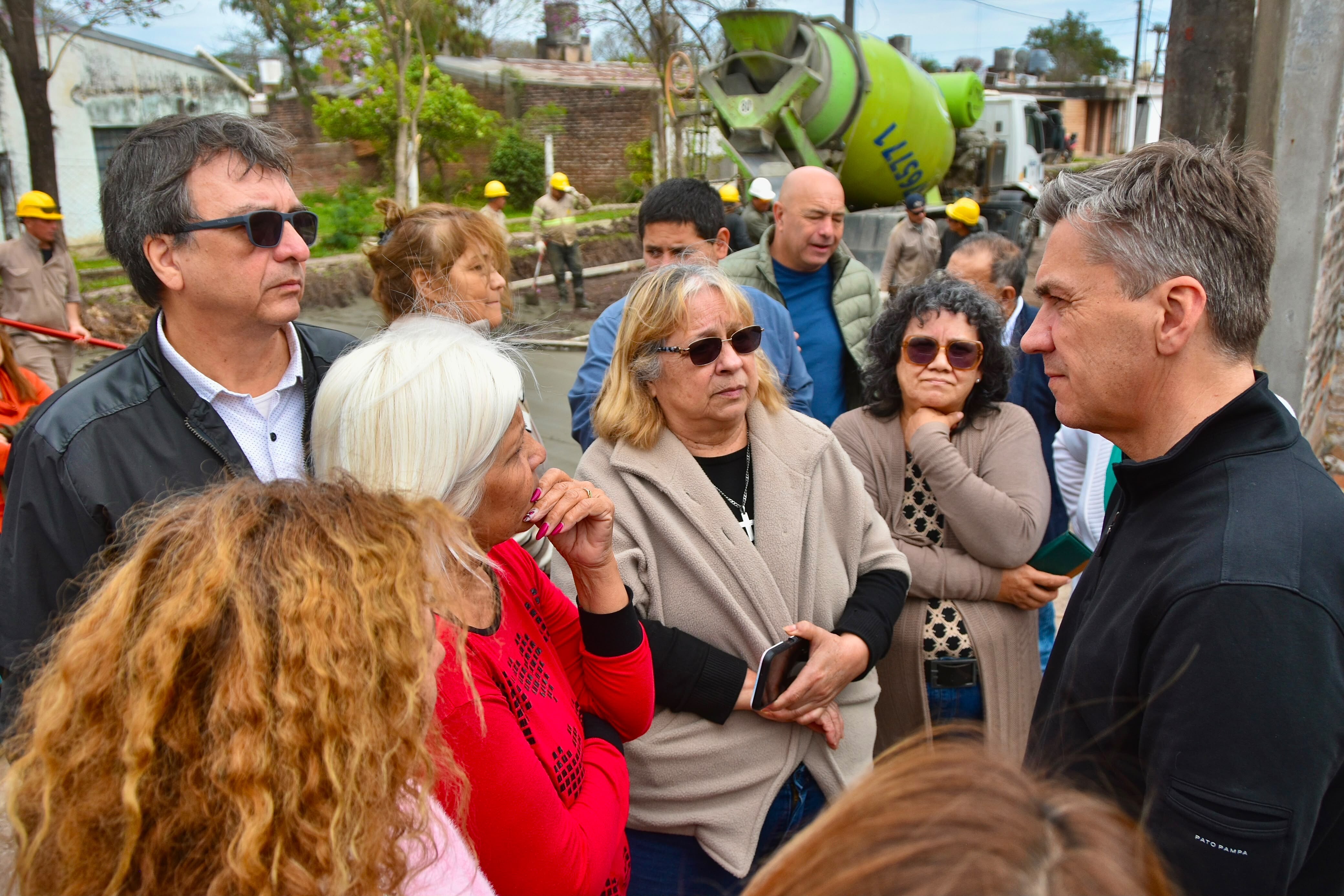 NUEVA RESISTENCIA AVANZA CON PAVIMENTO Y OBRAS QUE TRANSFORMAN EL PERFIL URBANO DEL BARRIO