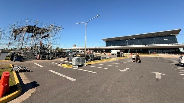 Inauguran las obras del Aeropuerto con una fiesta abierta al público
