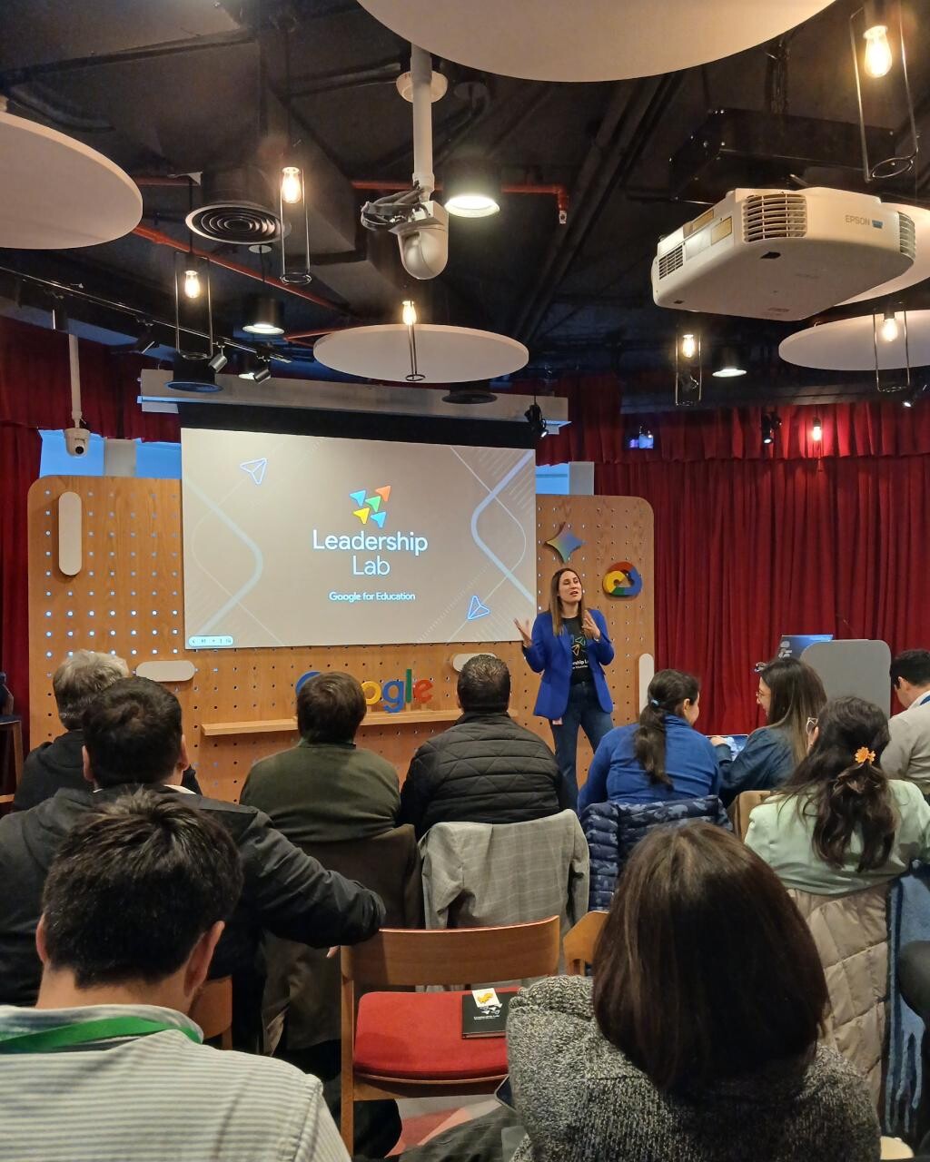 CHACO REPRESENTA A LA ARGENTINA EN UN ENCUENTRO LATINOAMERICANO SOBRE INTELIGENCIA ARTIFICIAL Y EDUCACIÓN