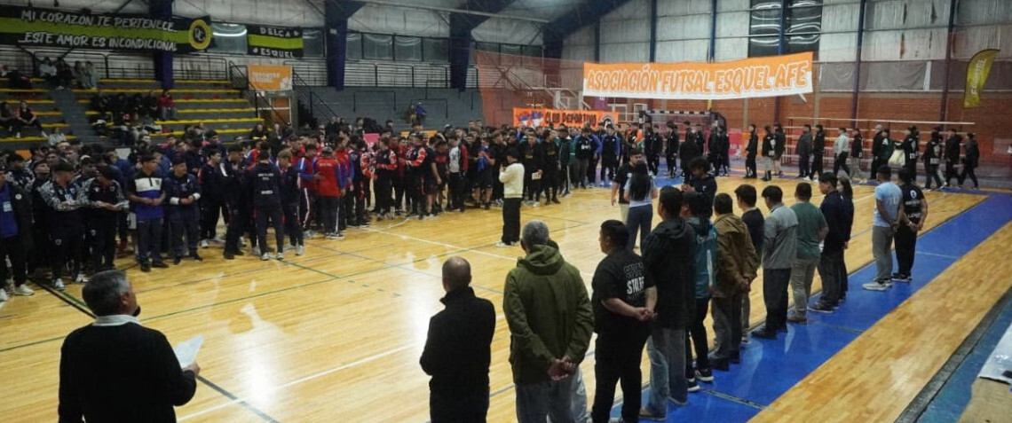 Esquel se viste de gala con la División de Honor de Futsal, el torneo más importante del país