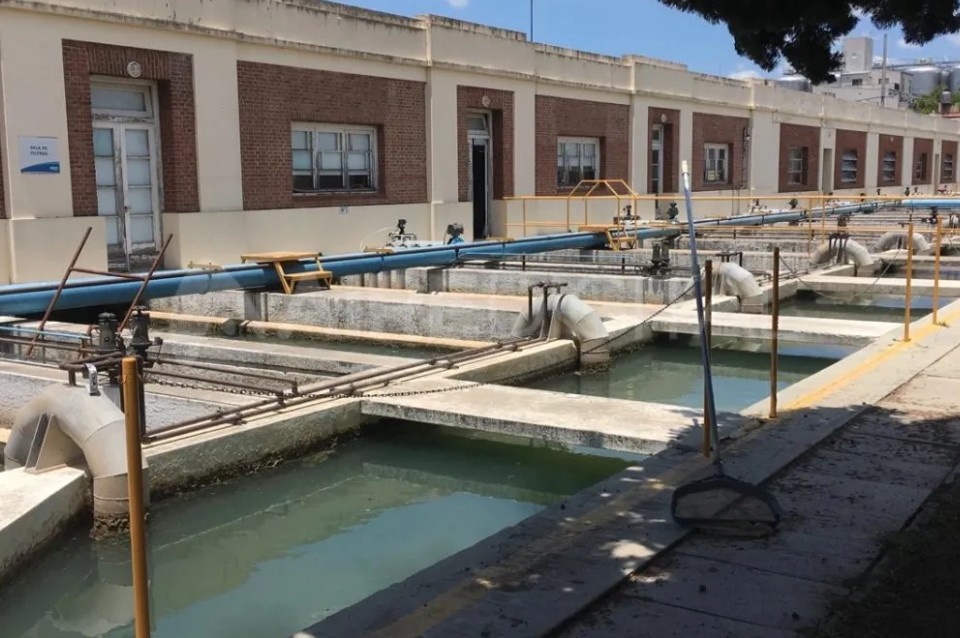 Este martes cortan el agua potable en toda la ciudad de Santa Fe